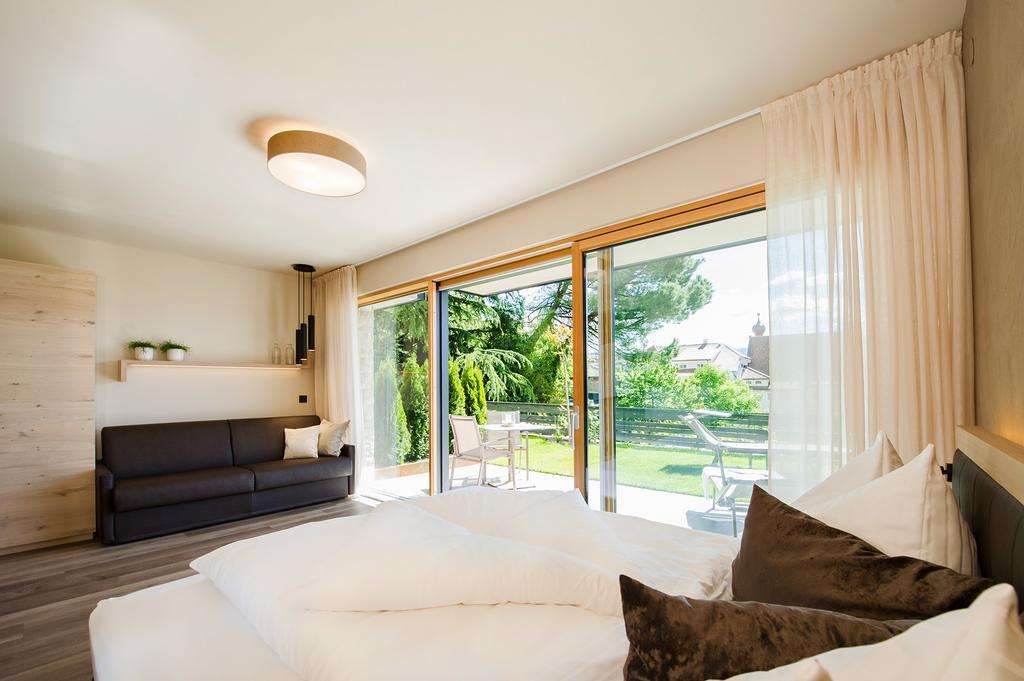 Haus Gregori Aparthotel Калдаро Екстериор снимка