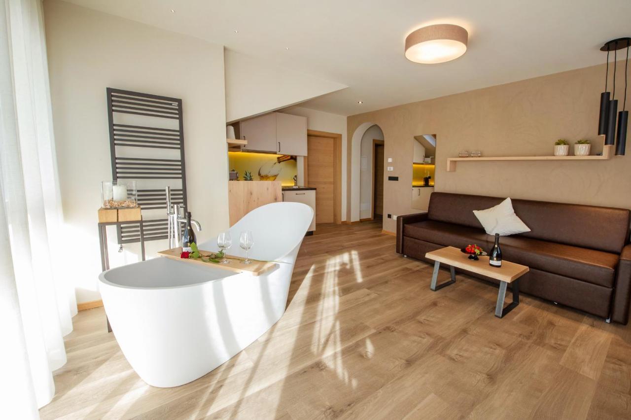 Haus Gregori Aparthotel Калдаро Екстериор снимка